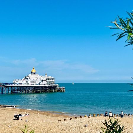 "The Eastbourne" Pet Friendly Seafront Apartment Exterior foto